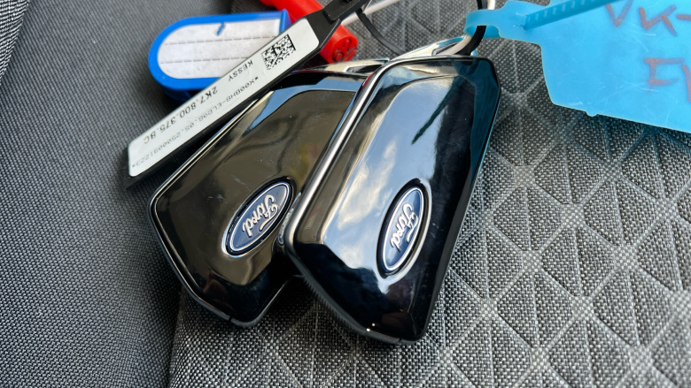 Ford Transit Connect 230 L2 Diesel 2.0 EcoBlue 102ps Limited Van